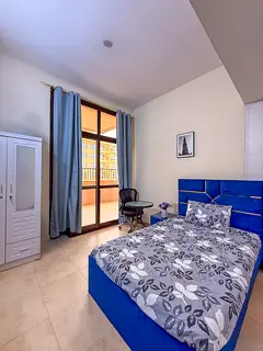 Spacious Single Partition with Balcony | Prime DSO Location
