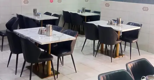 Restaurant with Large Kitchen for Sale