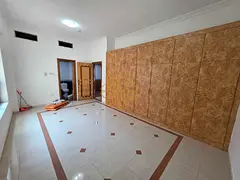 Ac Free 3Bhk with Maidroom Dining Hall Wardrobe 2 Balcony Master Bedroom with Free Parking in Majaz
