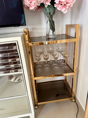 8 piece flute glass set