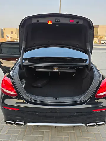 صورة مصغرة 14 لـ 2018 Mercedes-BENZ E-CLASS