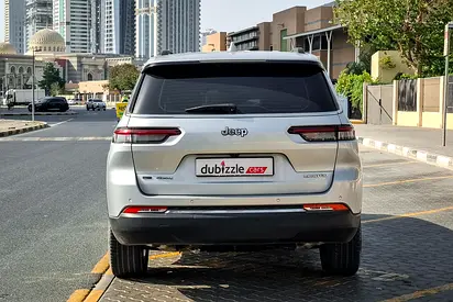 صورة 7 لـ 2022 JEEP GRAND CHEROKEE L