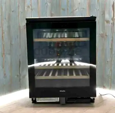 Miele built-in wine Fridge dual temperature bottle capacity 40