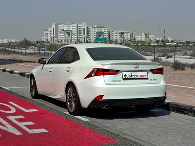 2015 Lexus IS-SERIES — фото 7