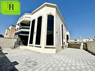 Modern 3BR Villa Private Parking