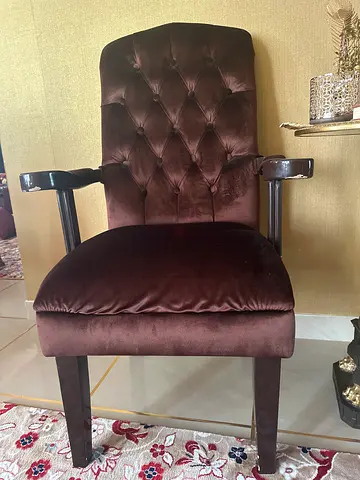 Brown Velvet Tufted Accent Chair with Wooden Arms
