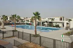 TYPE A | SINGLE ROW | LANDSCAPED GARDEN