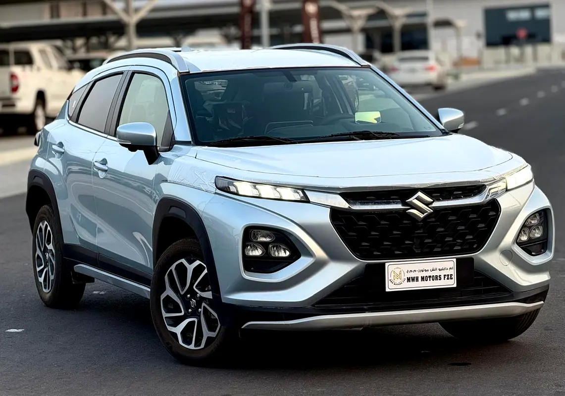 Suzuki Fronx 2025 — photo 1 of 11