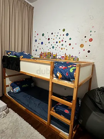 Bunk bed