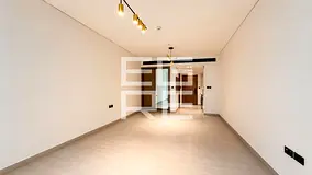 Brand New Studio | Best Price | Fitted Kitchen