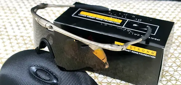 Oakley Magnesium Metal Frame w/Black Iridium Polarized Lens