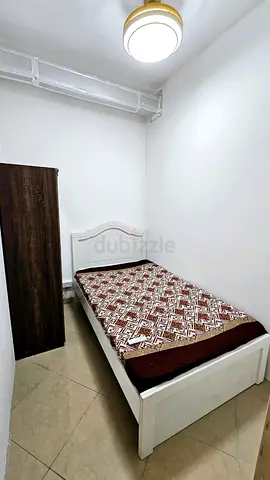 Small room for Rent