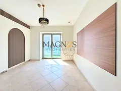 READY TO MOVE | UNFURNISHED | SEA VIEW