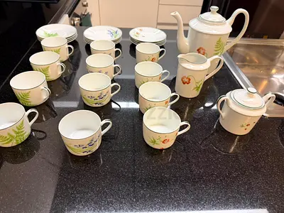 Full Tea Set. Limoges Porcelaine.