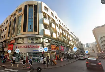 HUGE 2BHK @ MEENA BAZAR VEG WORLD- NEAR METRO