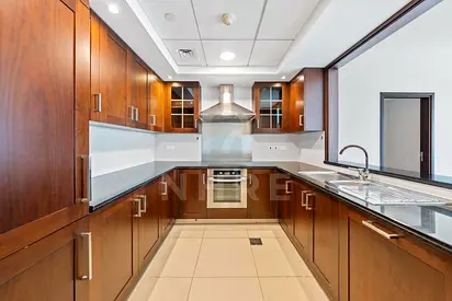 Fitted Kitchen | Exclusive | Partial Fountain