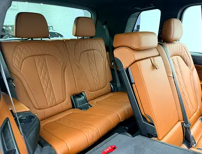 2023 BMW X7 — миниатюра 18
