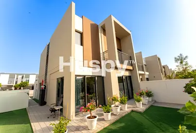 Vastu | Single Row | Elevated Plot