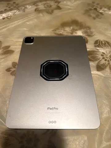 iPad m2 11 inch 4th gen