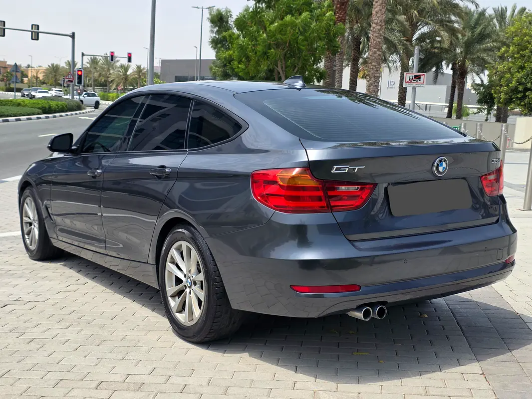 BMW 3-Series 2015 — photo 1 of 19