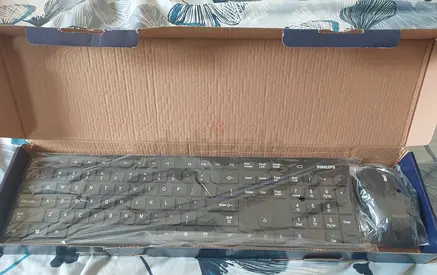 Philips Wireless Keyboard and Mouse Combo - Brand New in Box