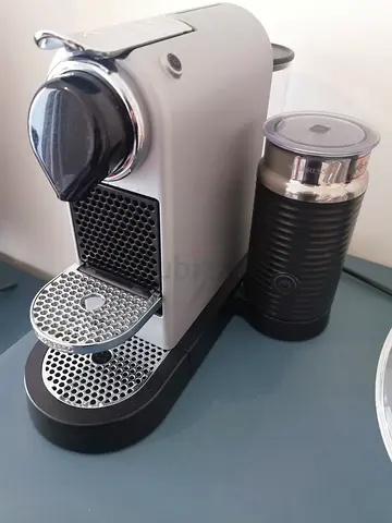 Used Espresso/Capsule Coffee Machine (Silver) with Milk Reservoir