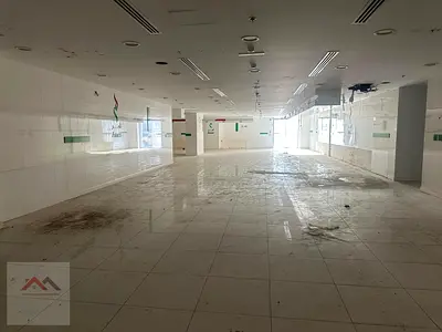Showroom available in lowest price| prime location