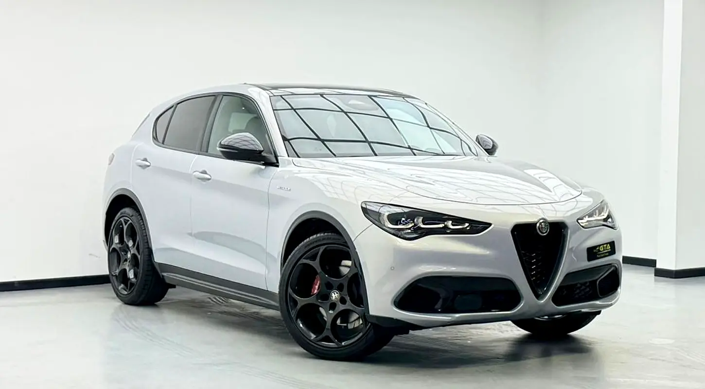 Alfa Romeo Stelvio 2025