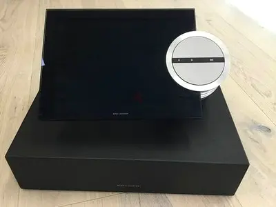 Bang and Olufsen beosound 5