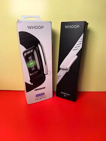 Whoop Life 5.0 Sealed TDRA with one Year Subscription and Sportflex Band