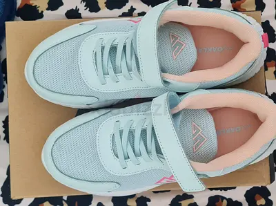Light Blue Womens Casual Sneakers - Size Approx (New)