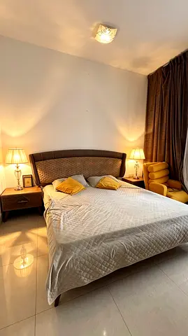 Elegant 6-piece bedroom set - Pan emirates