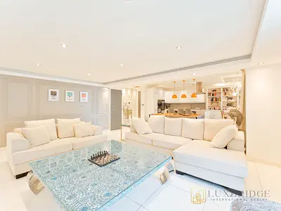Ambient Living Space | Rare Duplex JBR