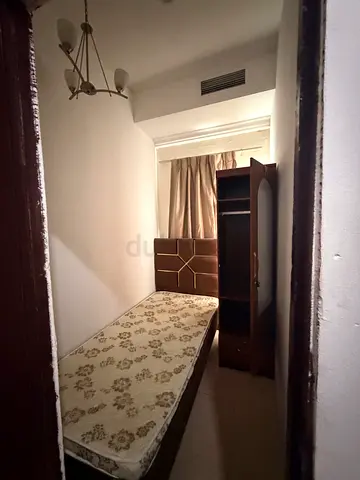 single partitioned room for rent