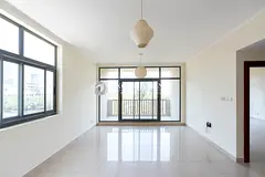 Managed 1 BR | Vacant | Lake View — 3