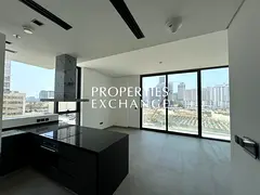 OPEN-PLAN | MODERN LIVING | MINS TO MIRACLE GARDEN