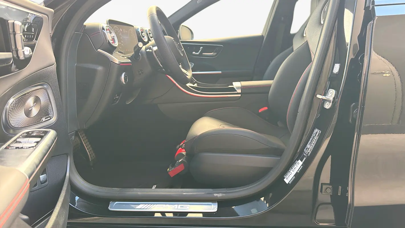Mercedes-Benz C-Class 2025