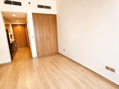 Spacious Studio | Lagoon View | Brand New