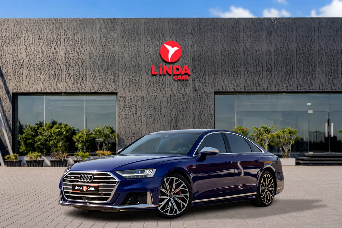 Audi S8 2020 — photo 1 of 20