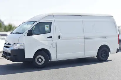 Toyota Hiace 2.7L Petrol Panel Van 2025 GCC Specs - Brand New - Export only