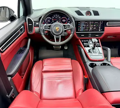 2022 Porsche CAYENNE 照片 8