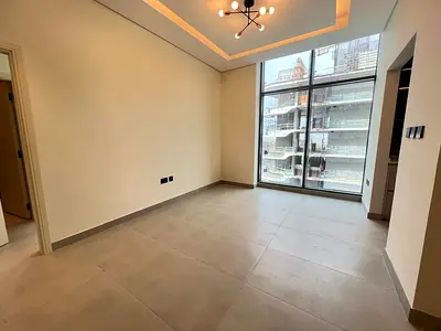 SKYLINE VIEWS l CLOSED KITCHEN l NEAR TO METRO I BRAND NEW