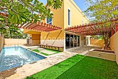 Stunning Villa | Private Pool | Vacant Soon