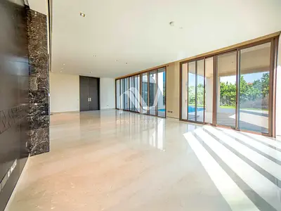Ultra-Luxury 6BR Corner Villa | Private Beach Access | Prestigious Hidd Al Saadiyat