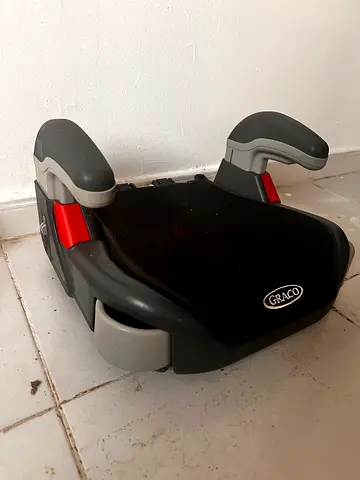 Graco Booster Car Seat - Compact Backless Booster, Good Condition