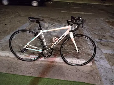 Cannondale frame 51 cm light weight carbon not used more time still new