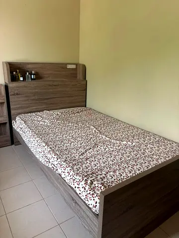 Wooden Single Bed Frame with Headboard