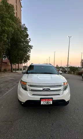 Ford Explorer Limited 2013 | GCC Specs | Agency Maintained