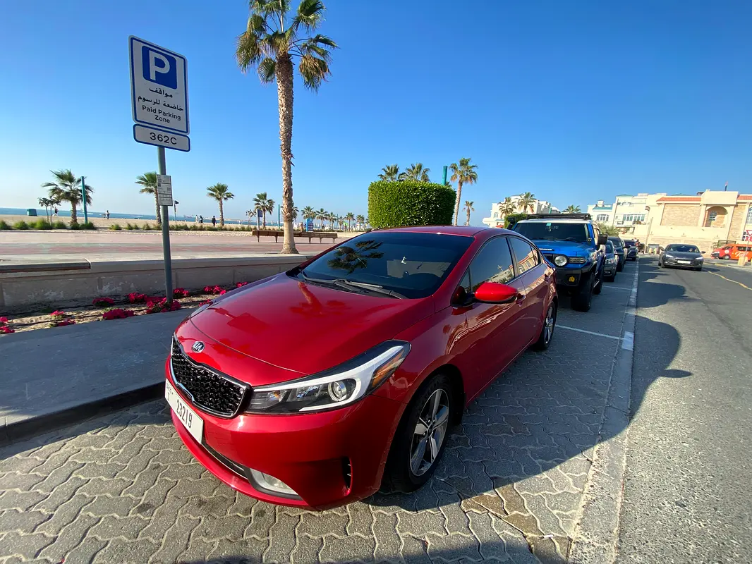 Kia Forte 2018 — photo 1 of 10