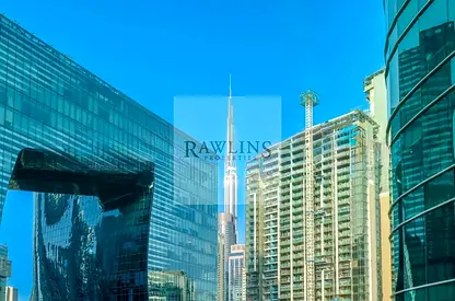مكتب مفروش | ذا بايناري | إطلالات على البرج والقناة
